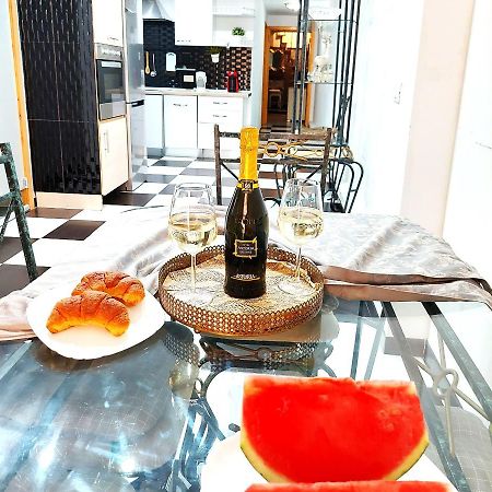 Elegant 3 Bedrooms, Wifi Free Адехе Екстериор снимка