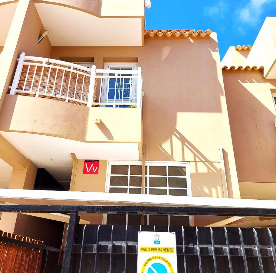 Elegant 3 Bedrooms, Wifi Free Адехе Екстериор снимка